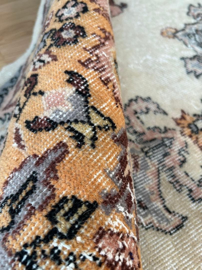 ＊お値下げ　トライバルラグ・トルコヴィンテージラグ・ウール 約121×203cm