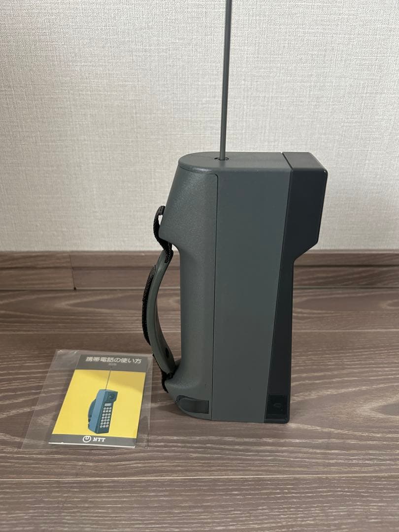 NTT グレー 携帯電話 本体昭和の携帯　レアレトロ 美品