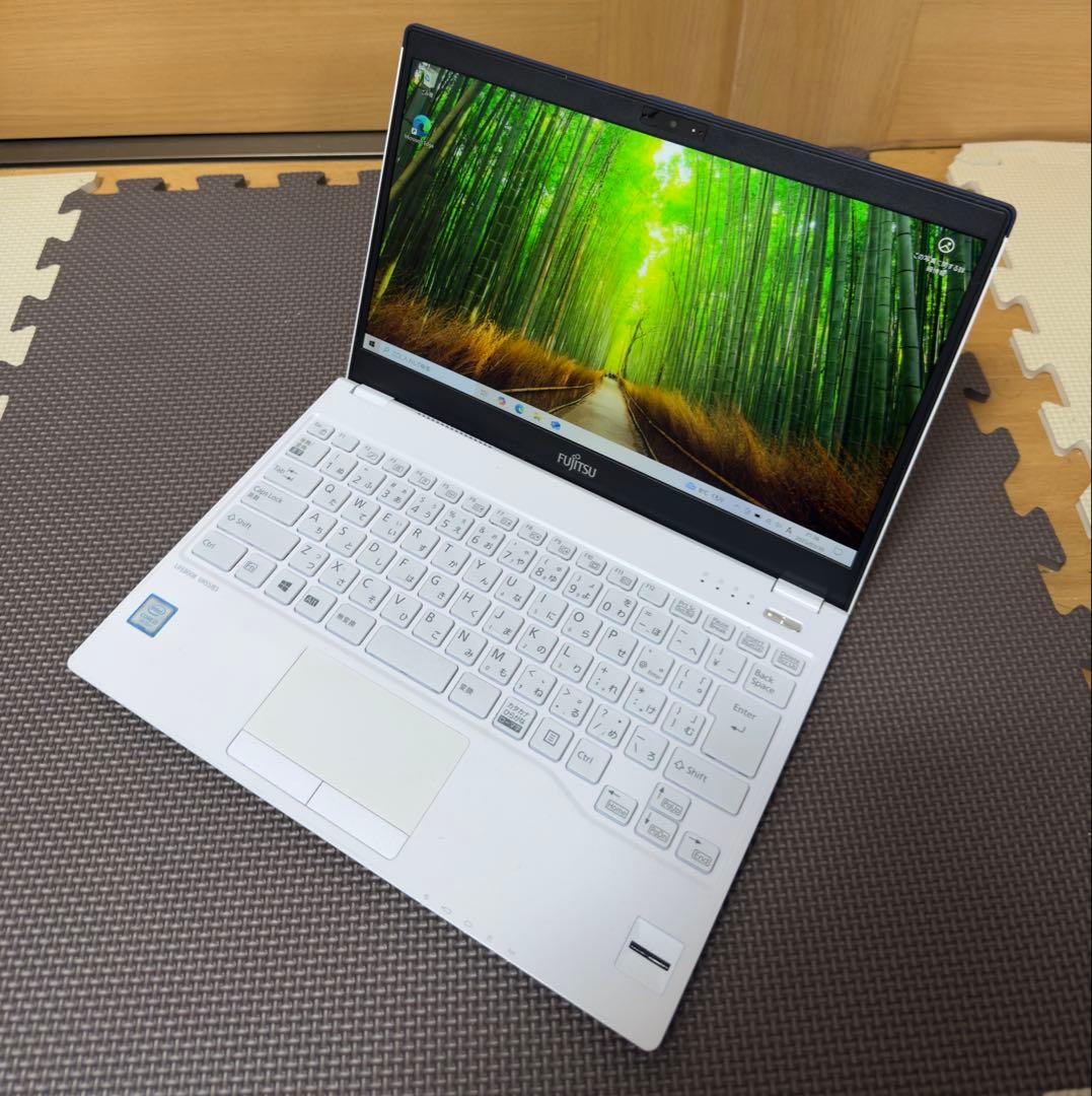 Windowsノート本体 LIFEBOOK UH i3-7130U/8GB/256GB SSD