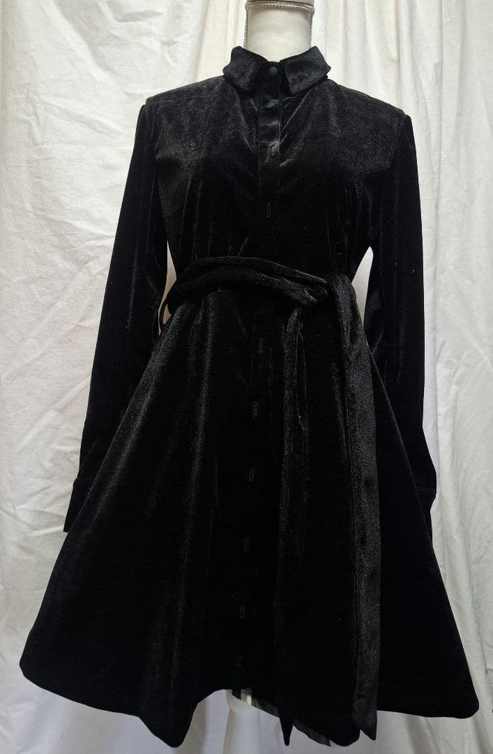 顕様 ベルベットフレアワンピース