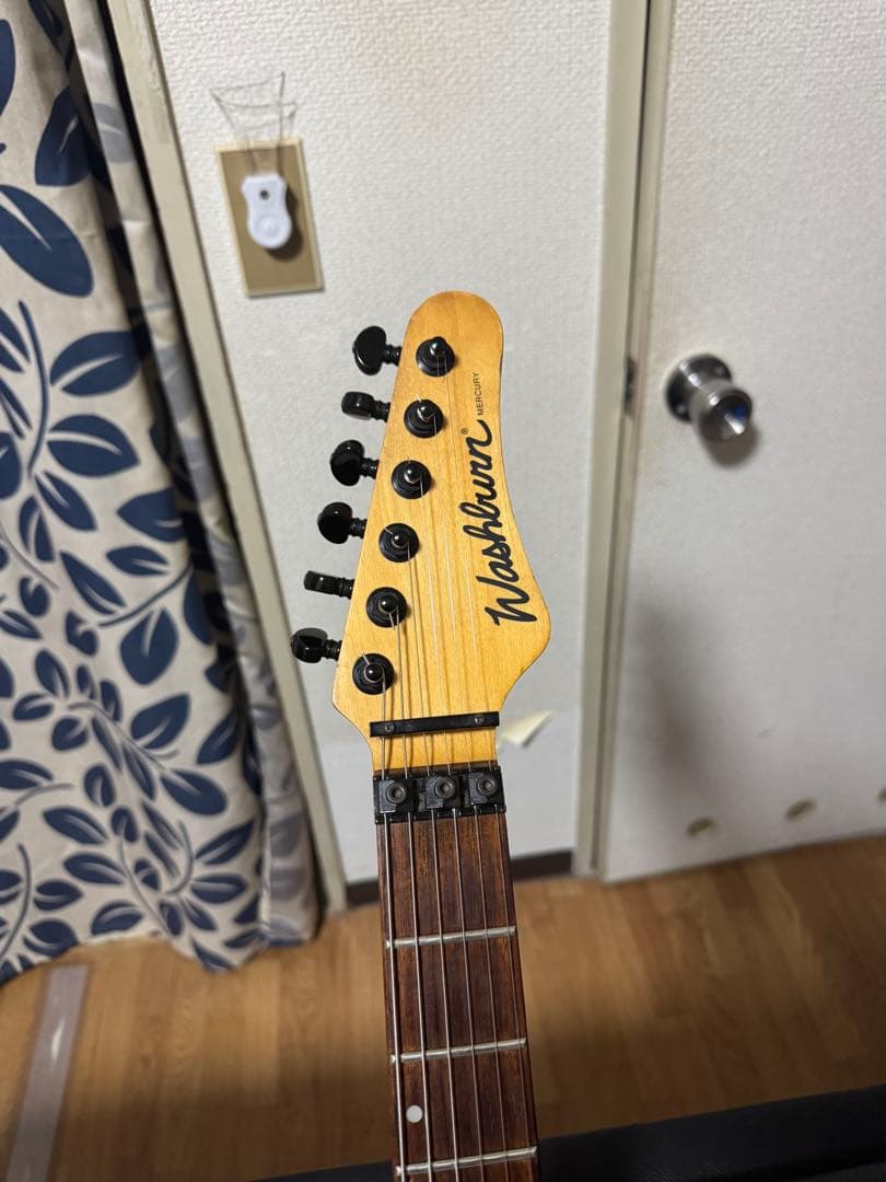 ツ*シ様 Washburn エレキギター レッド/ブラックグラデーション