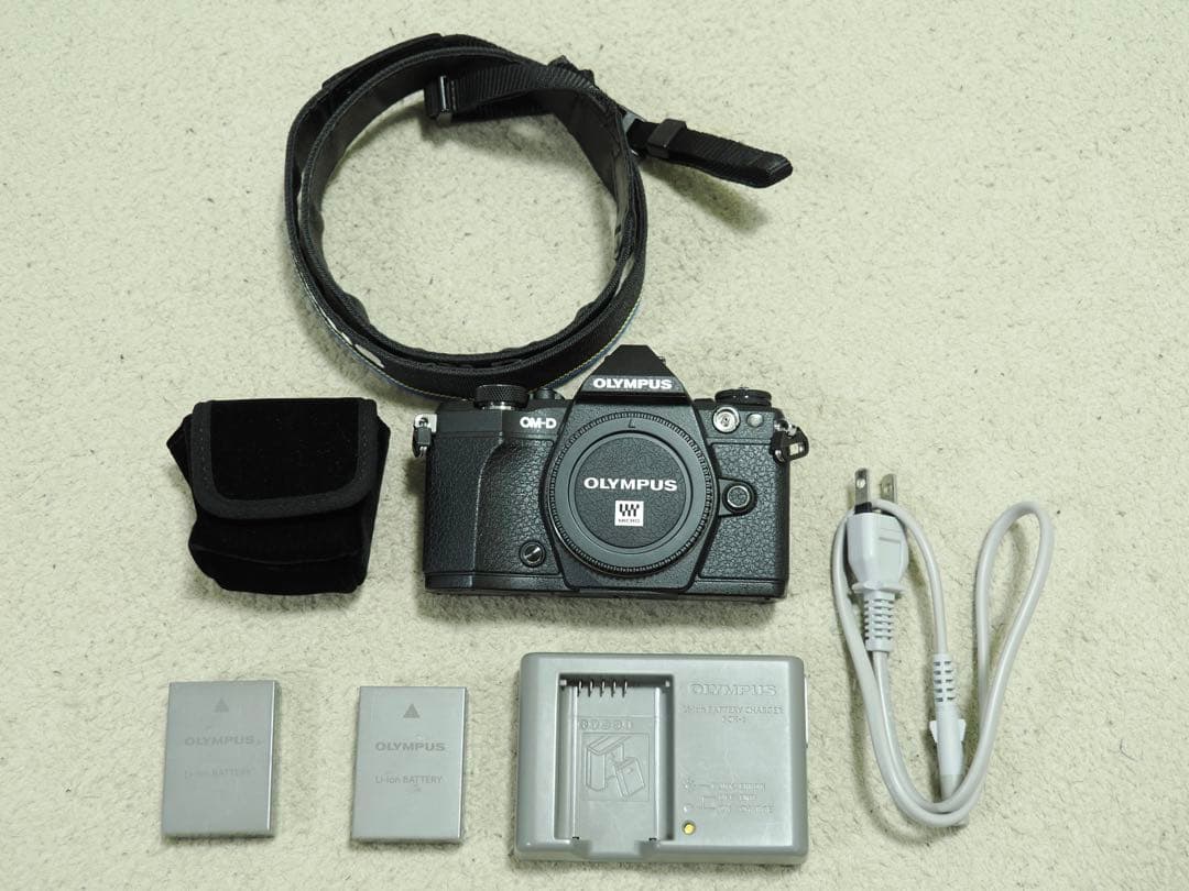 デジタルカメラ OLYMPUS OM-D EM-5 MARKII