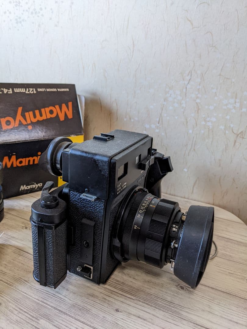 MAMIYA UNIVERSAL　カメラ　昭和レトロ