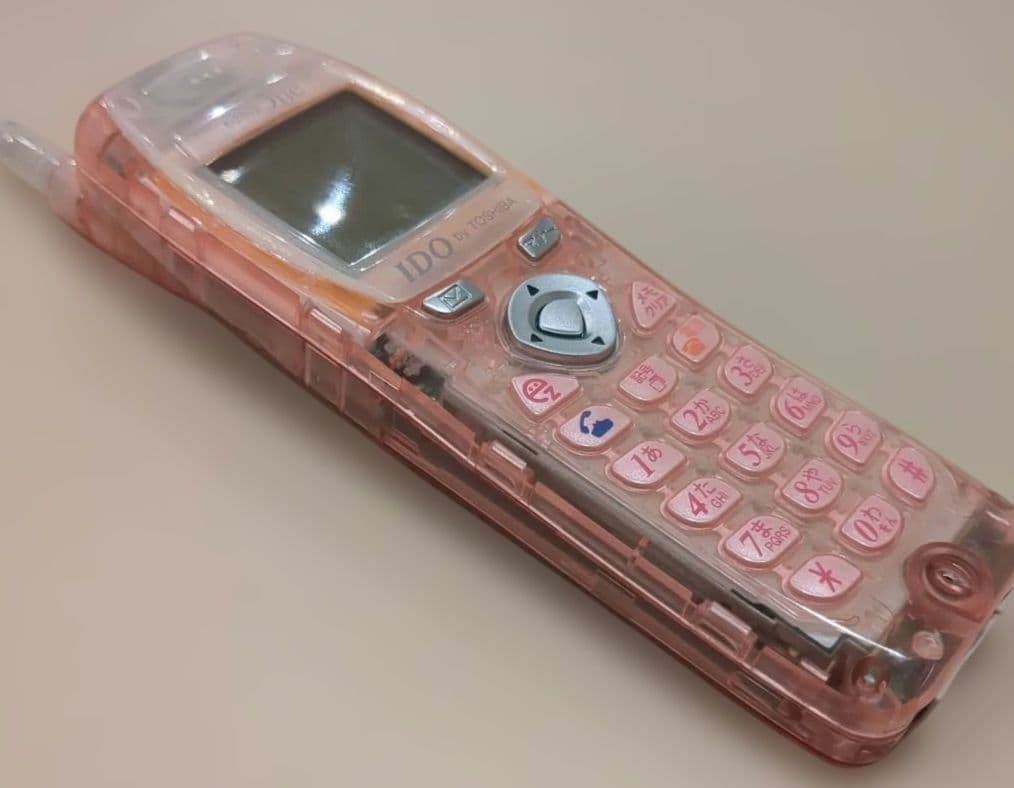 IDO C301T 東芝　TOSHIBA　ガラケー スケルトン 実機　レトロ