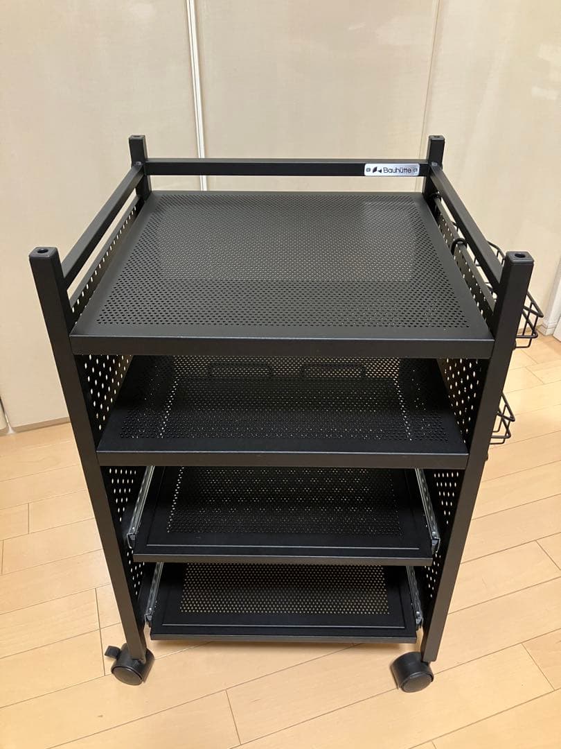 バウヒュッテ　ゲーム機収納ラックスライダー式 バスケット付き　ブラック