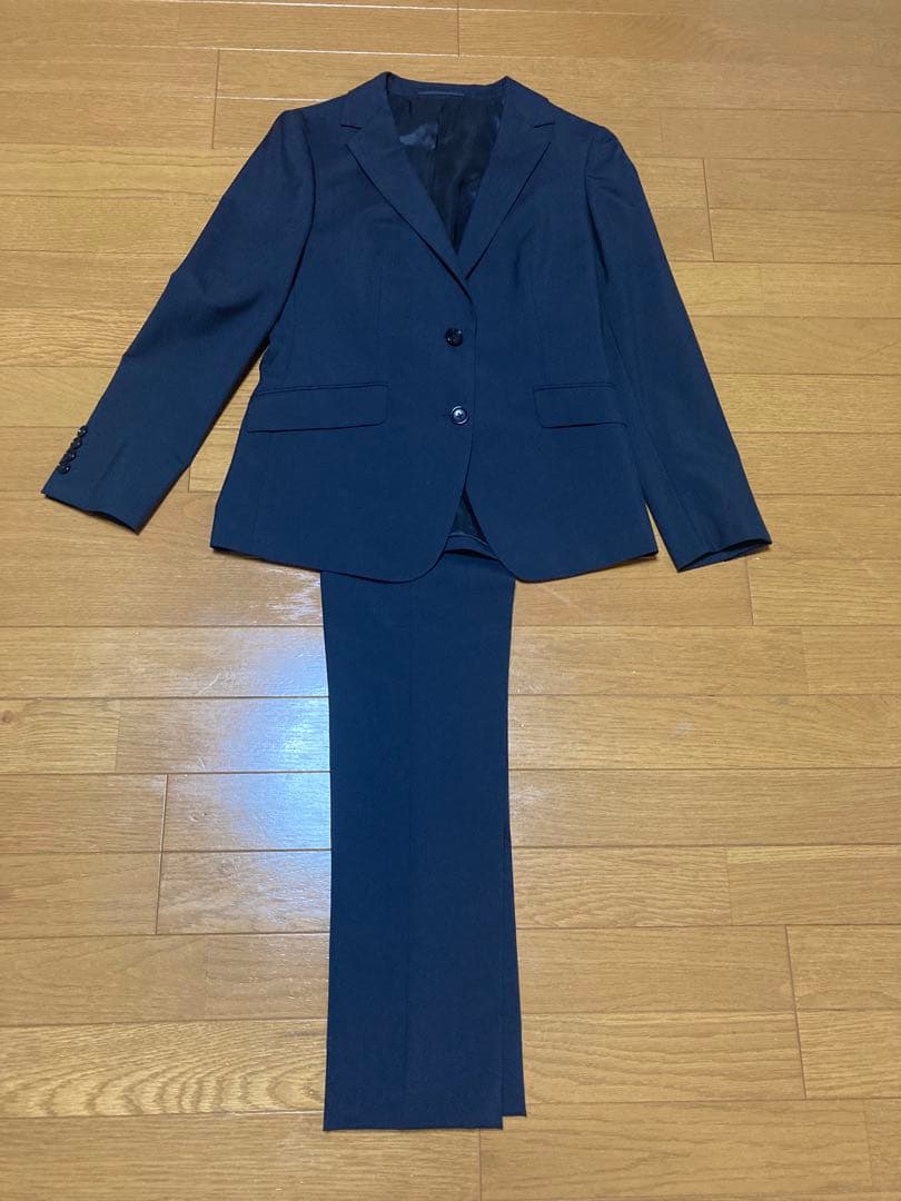 【新品未使用】オンワード樫山　パンツスーツ　7号
