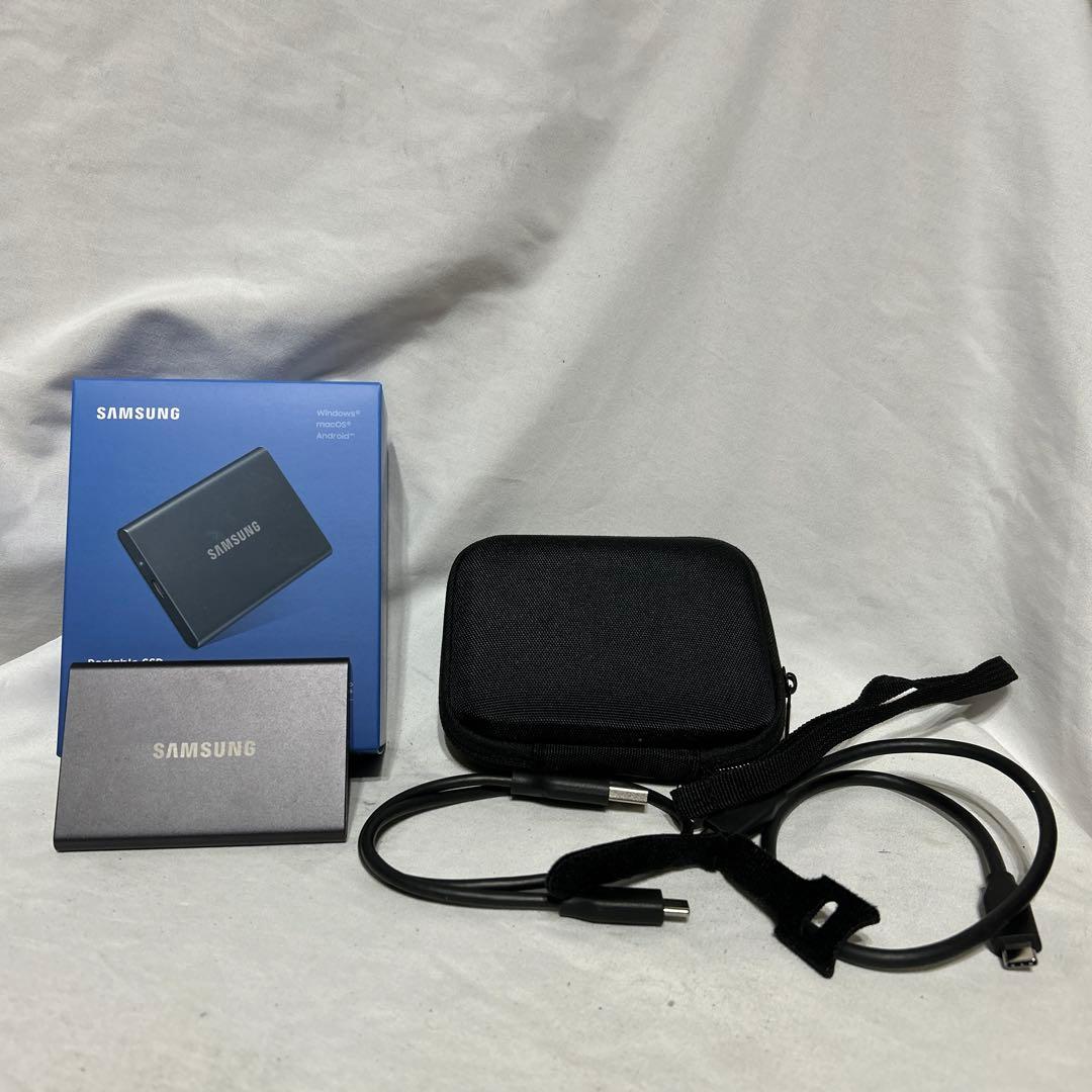 Samsung T7 1TB ポータブルSSD 専用ケース付き