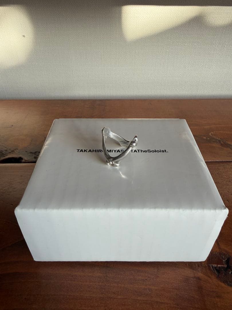 ソロイスト bone shaped victory ring soloist