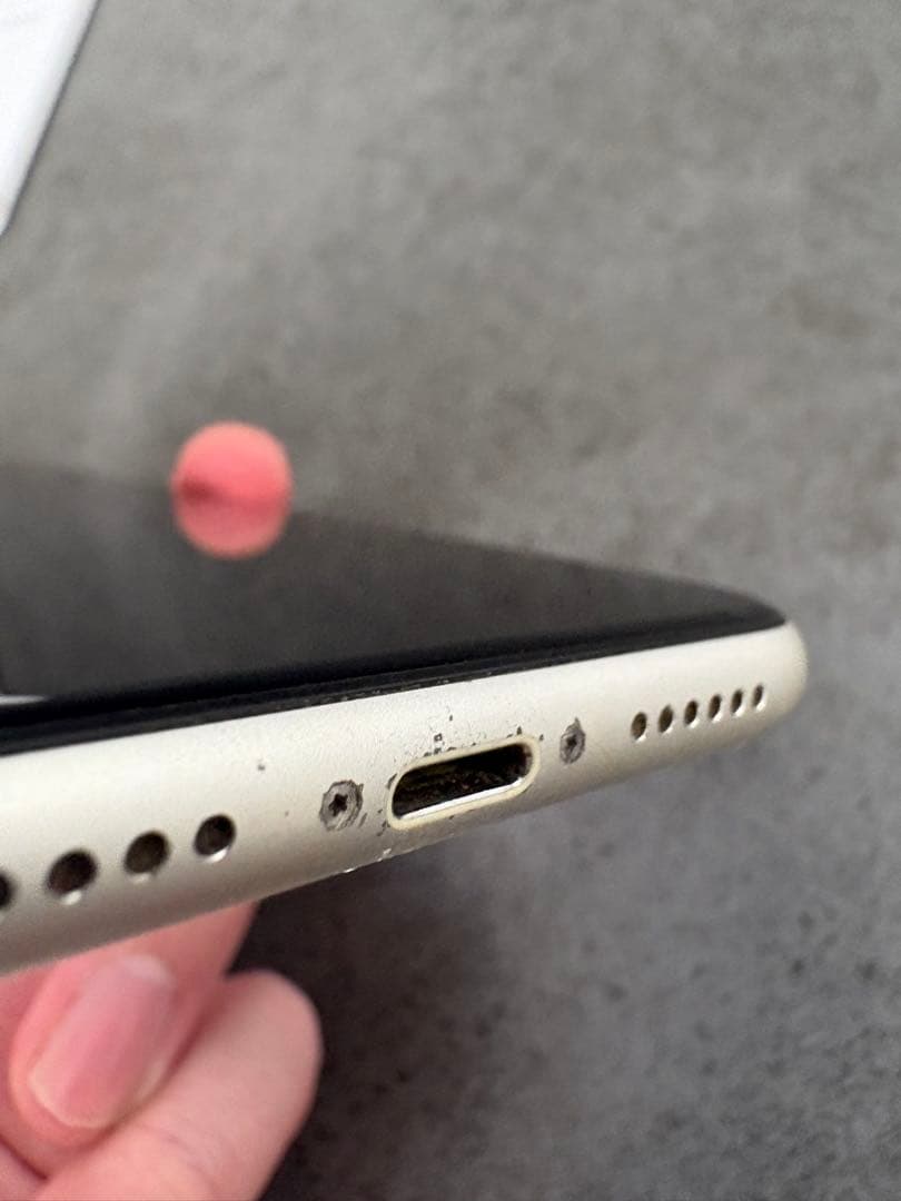 Apple iPhone 11 ホワイト 本体　128GB