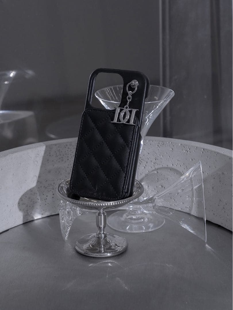 Darich ダーリッチ キルティングミラーDDチャーム iPhone13pro