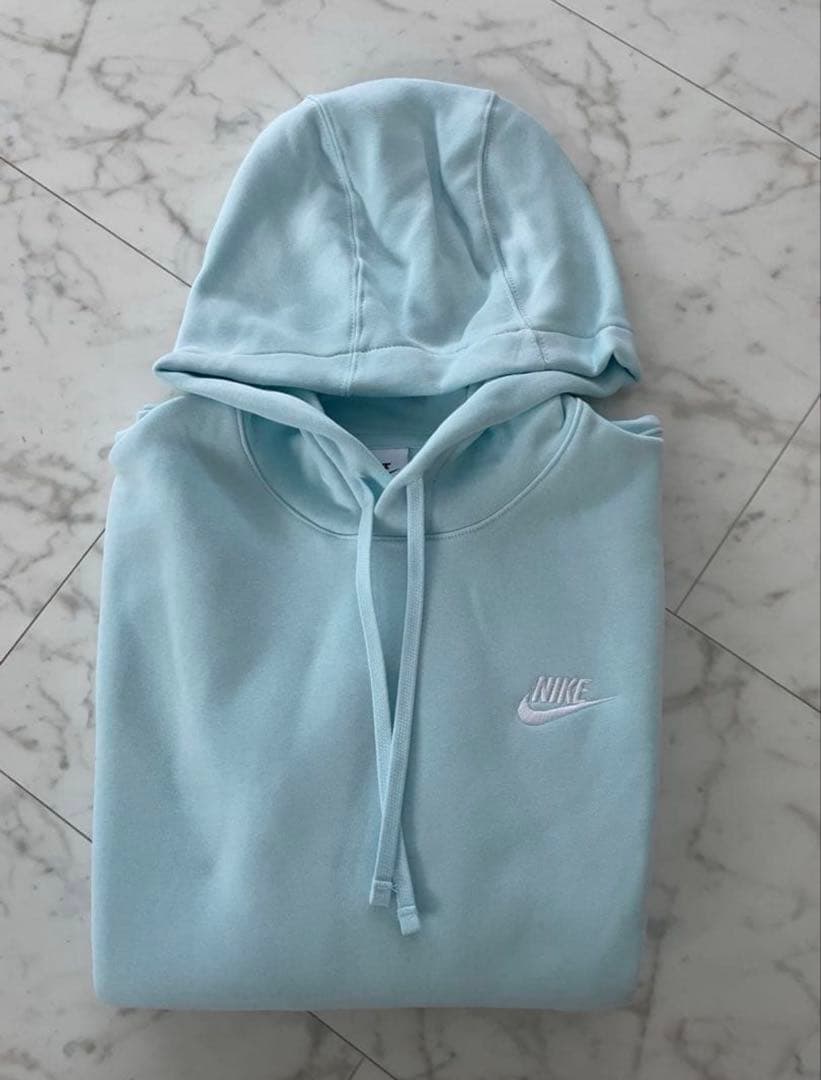 Nikeスウェットパーカー水色　S