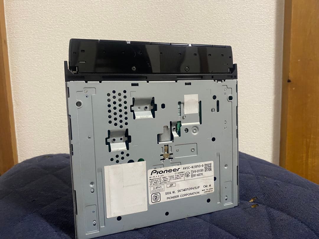 カーナビ carrozzeria AVIC-RZ810-D