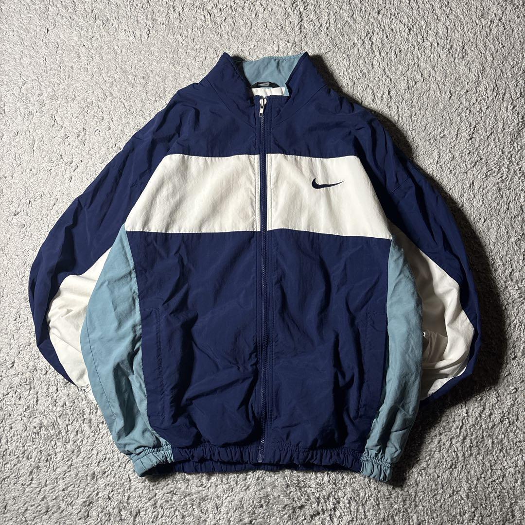 ナイキ　NIKE ナイロンジャケット　90s 白タグ　ワンポイント刺繍　ロゴ刺繍