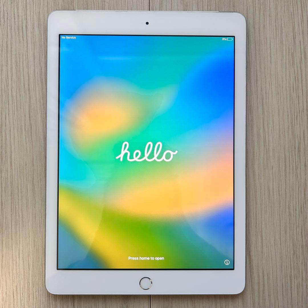 Apple iPad（第5世代）MP1L2J/A 32GB A1823