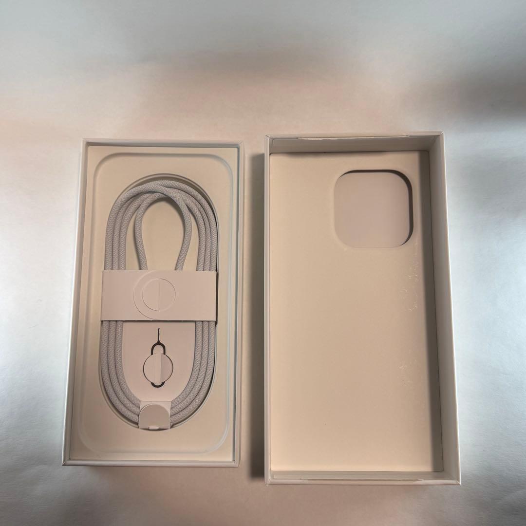 Apple iPhone16pro 黒 128GB SIMフリー