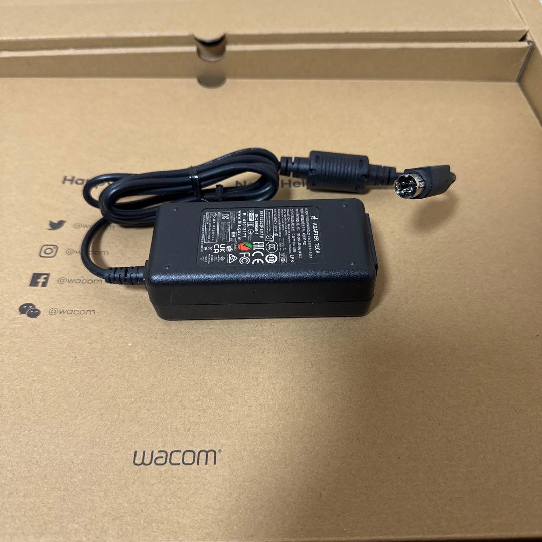 Wacom Cintiq 16 液晶ペンタブセット USBハブ付き