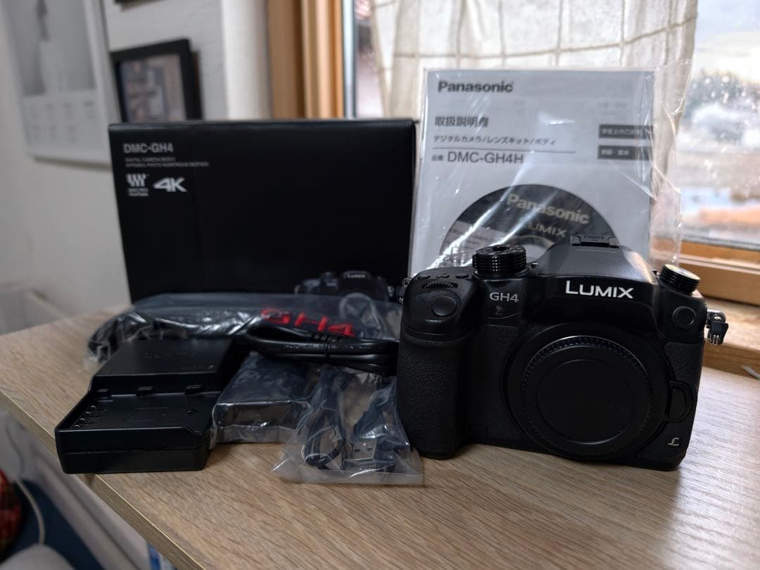 Panasonic LUMIX GH4 ミラーレス一眼レフ本体