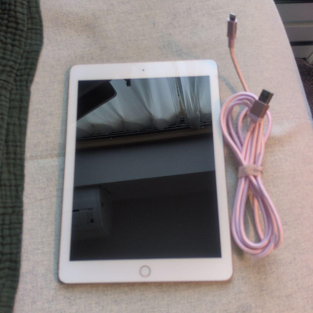 m*！様 iPad 第6世代 128GB WIFI 2018