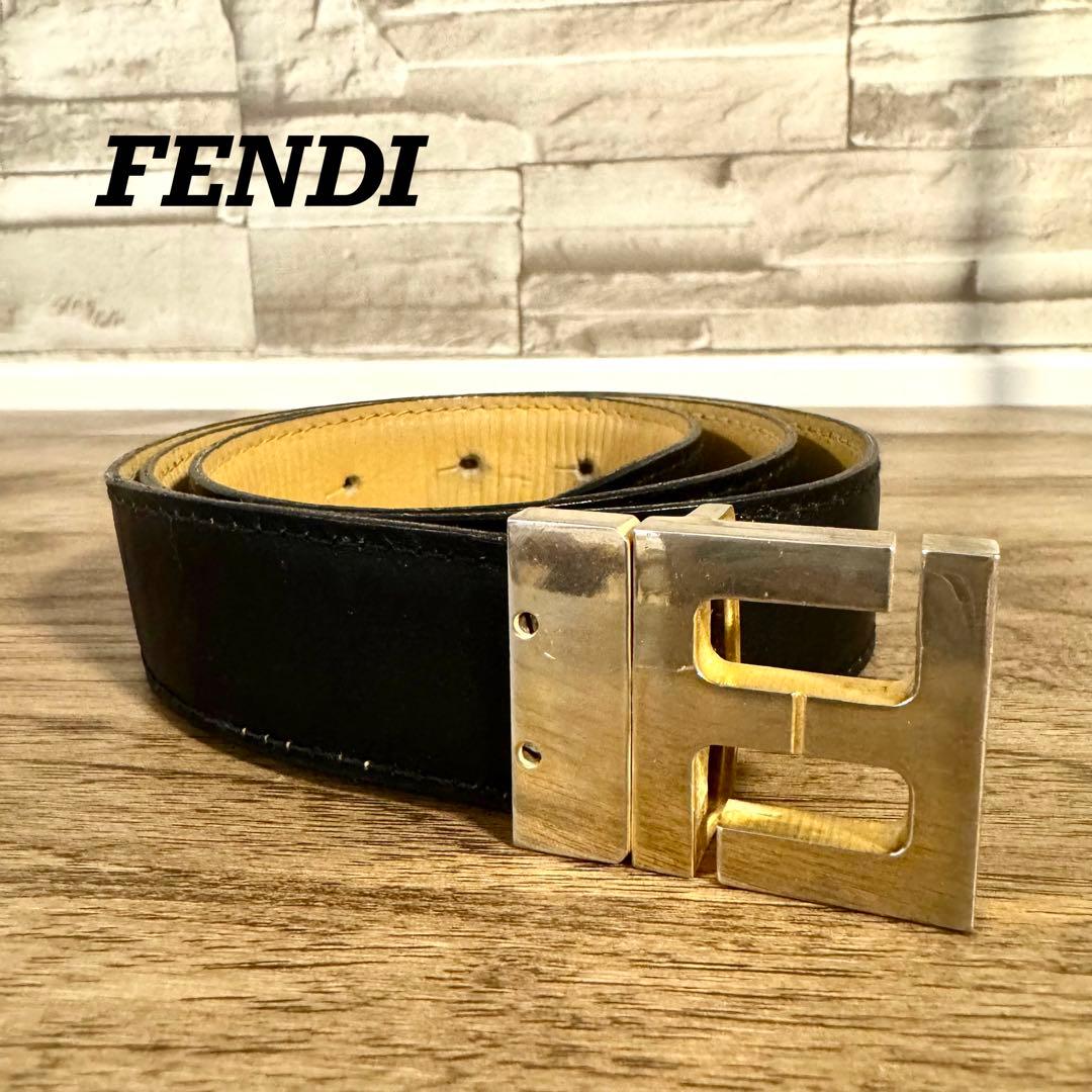 FENDI フェンディ　レディース　ベルト　FF ズッカバックル　ゴールド
