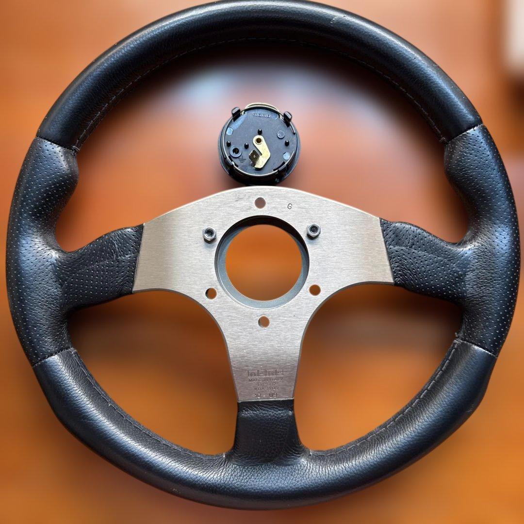 momo race 320mm ステアリング やっぱ小径のもんよ