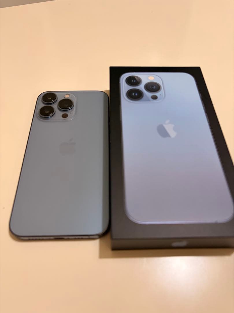 【メシメシ】Apple iPhone 13 Pro 256GBシエラブルー