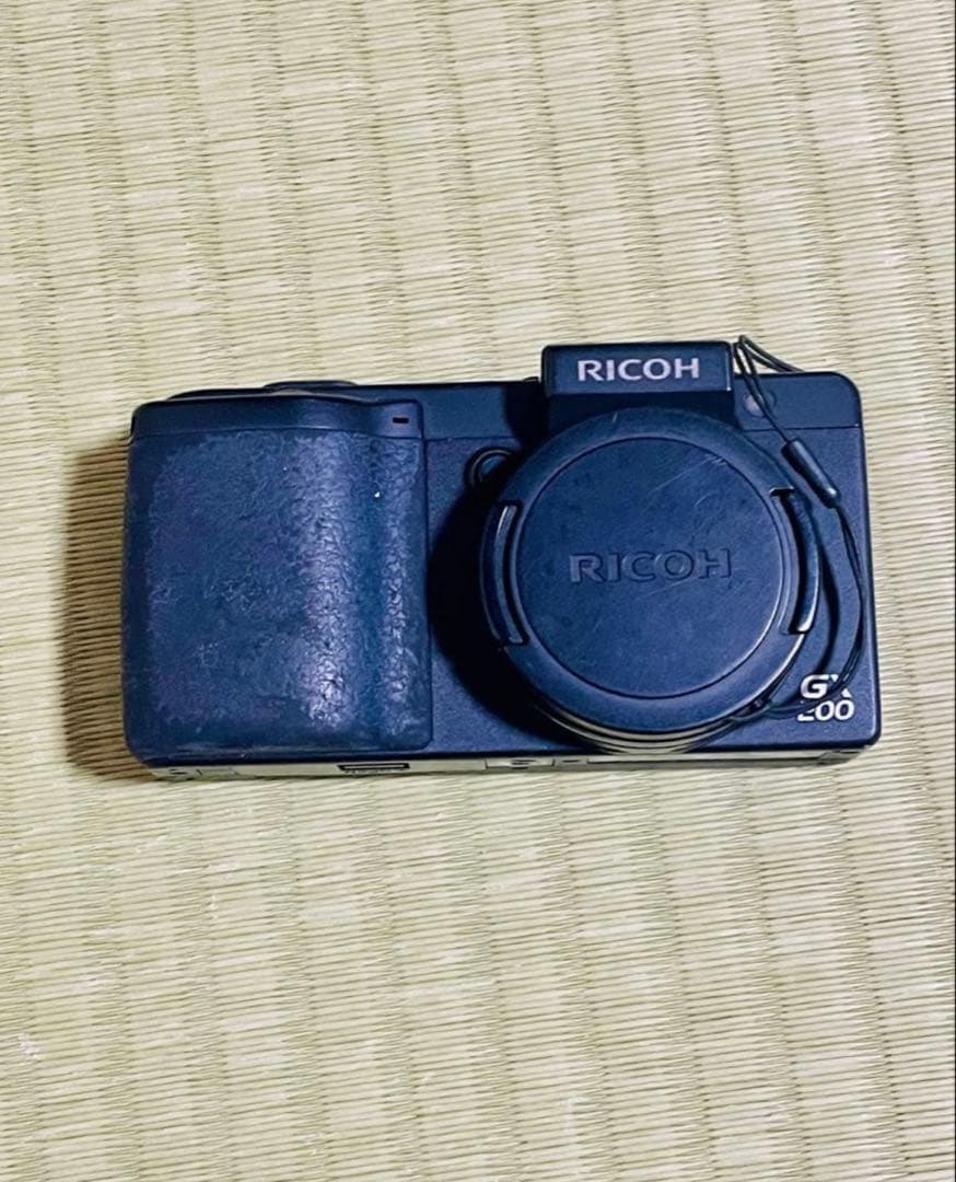 RICOH GX200 コンパクトデジタルカメラ　動作未確認