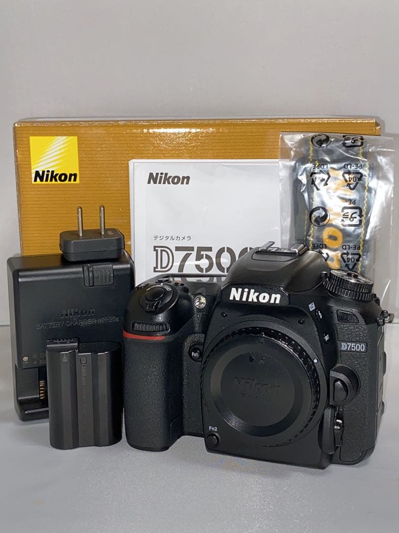 【美品】 Nikon D7500 ボディ 本体