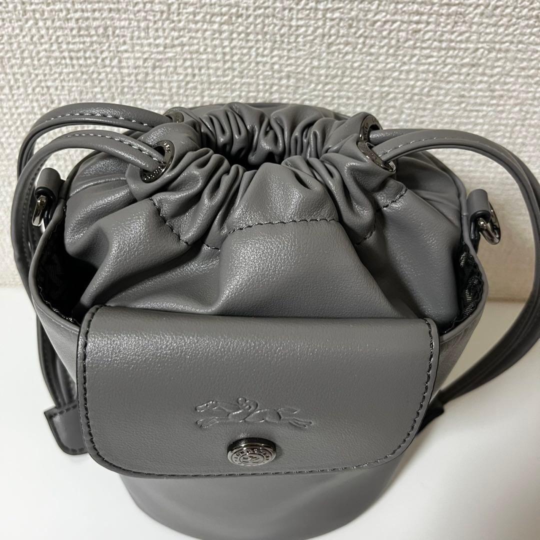 【新品】ロンシャン ル プリアージュ エクストラ XS バケットバッググレー