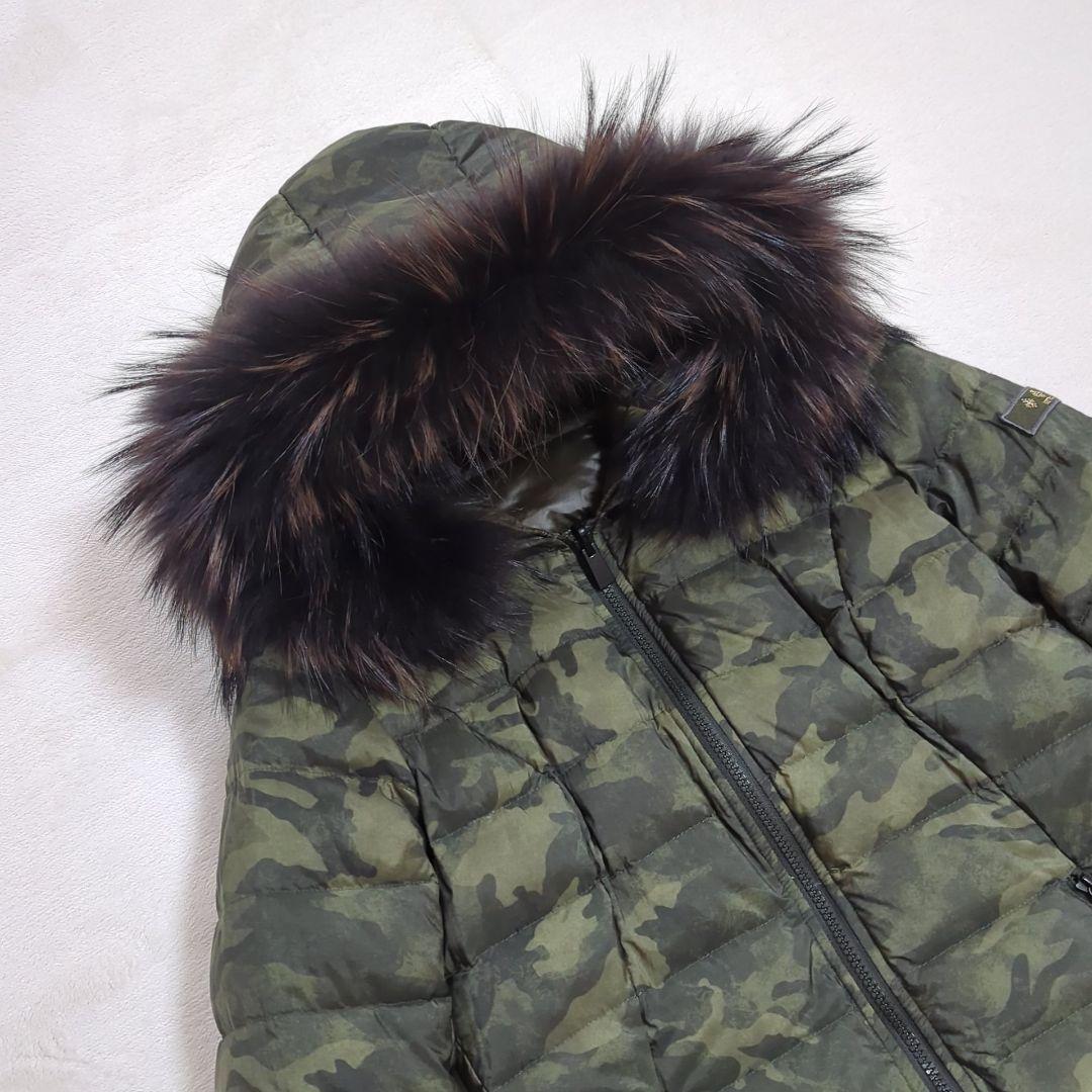 極美品 2 タトラス CARINA リバーシブル カモフラ ダウンコート ファー