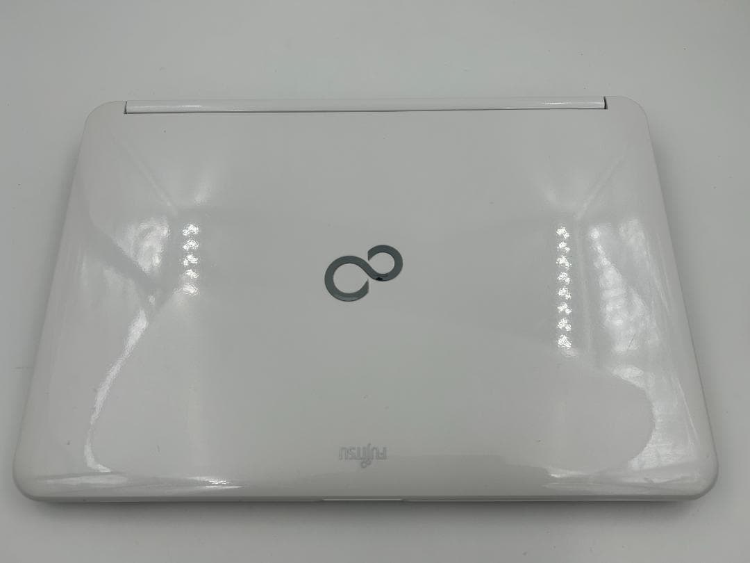 ノートパソコン windows11 オフィス付き core i7 AH56/HW