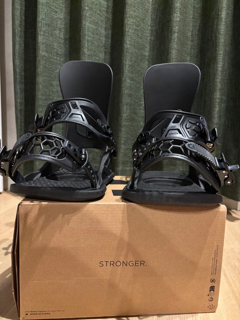 24/25 UNION STRATA Sサイズ