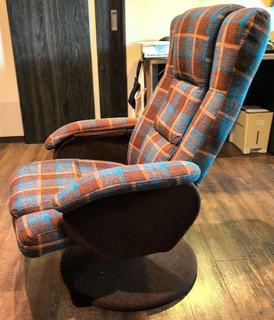 オットマン付き　1人掛けソファ　KEケッテ チェア ブラウン チェック