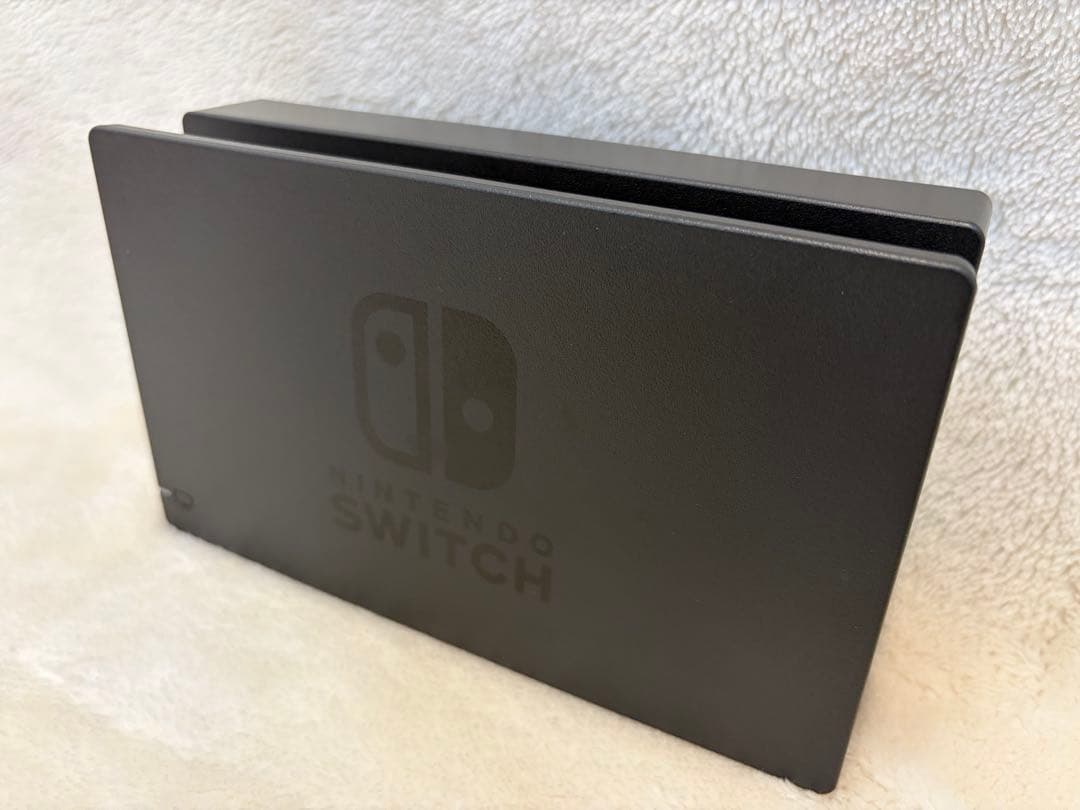 美品Nintendo Switch 本体セット赤/青 Joy-Con