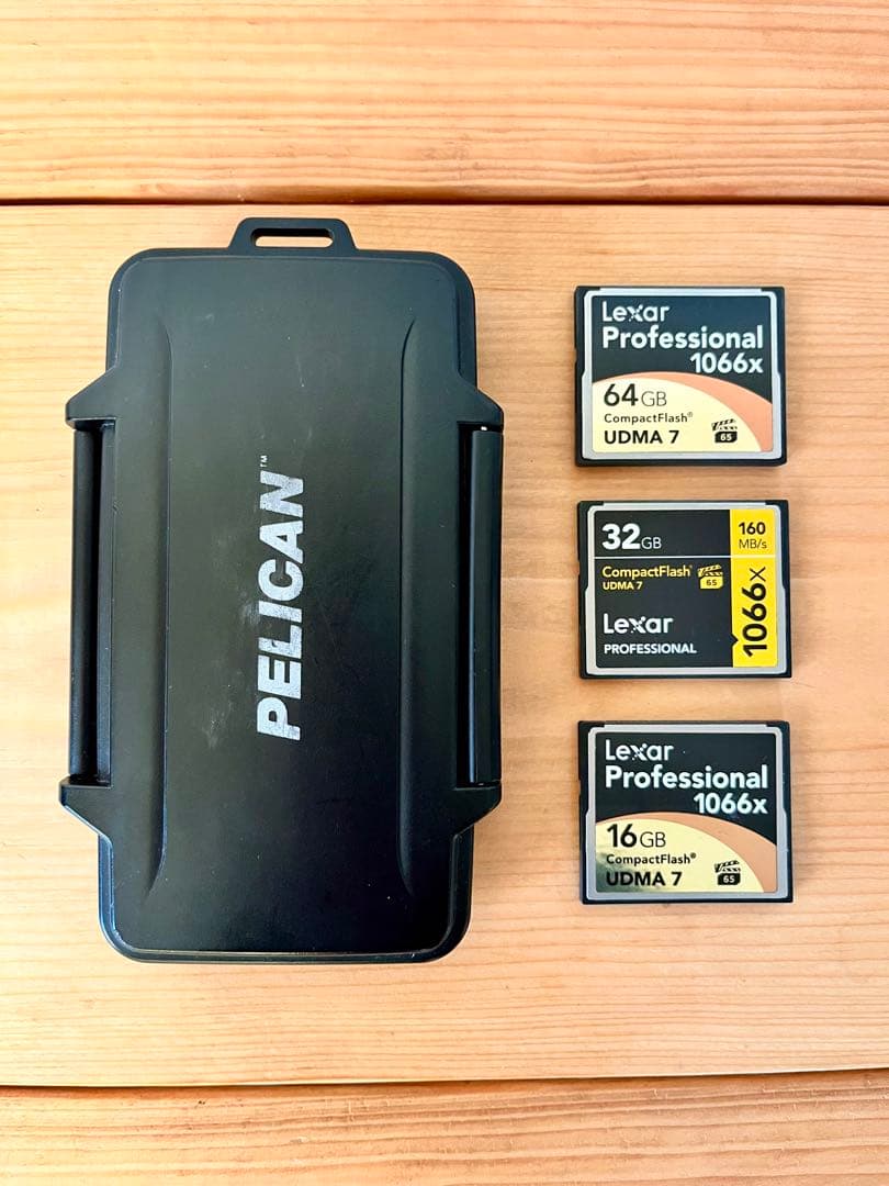PELICAN CompactFlashメモリーカードセット