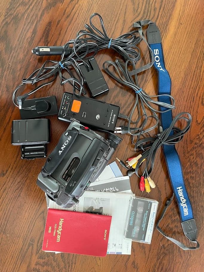 SONY Handycam Video8 本体 ccd-TR900