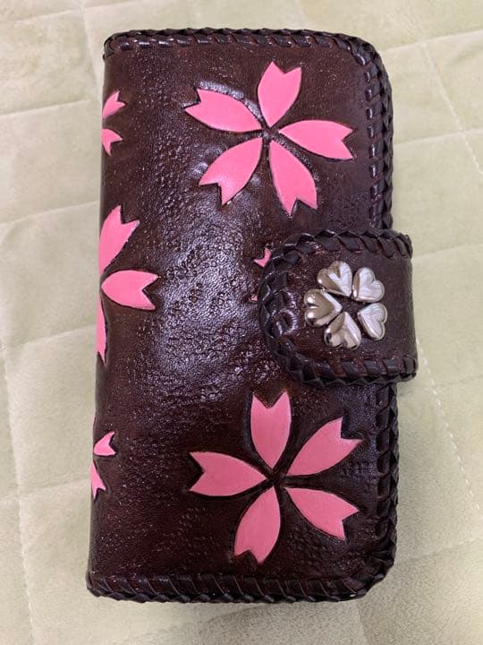ハンドメイド本牛革携帯ケース（桜柄）