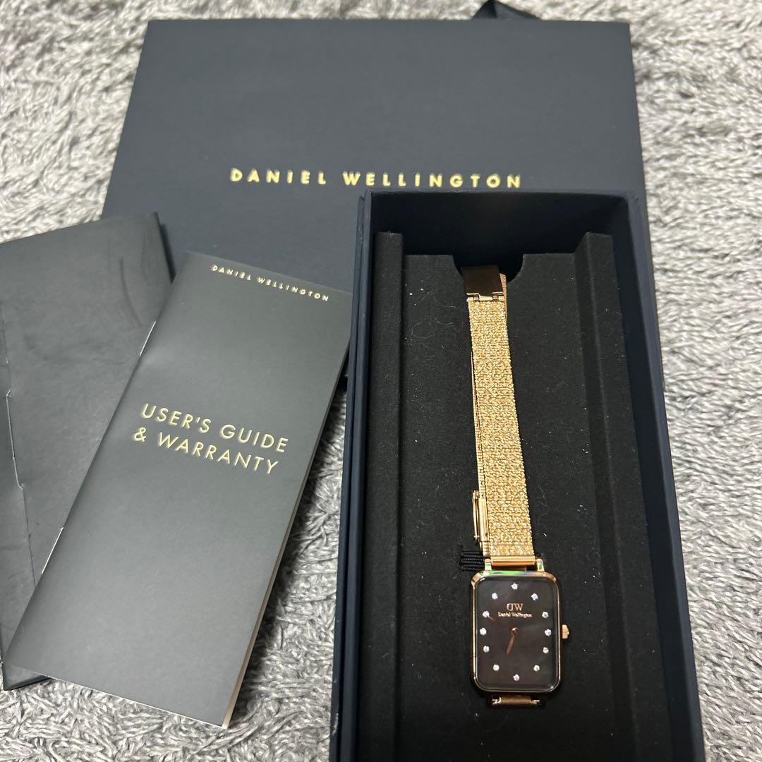 QUADRO LUMINE PRESSED MELROSE ローズゴールド