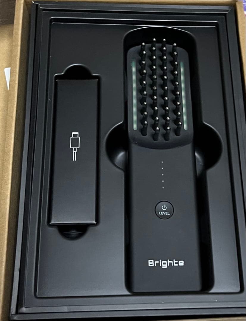 送料込　USED Brighte ELEKIBRUSH 美顔器