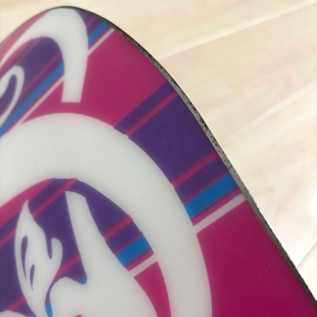 Swivel 黒と紫のスノーボードとビンディングのセット 140cm