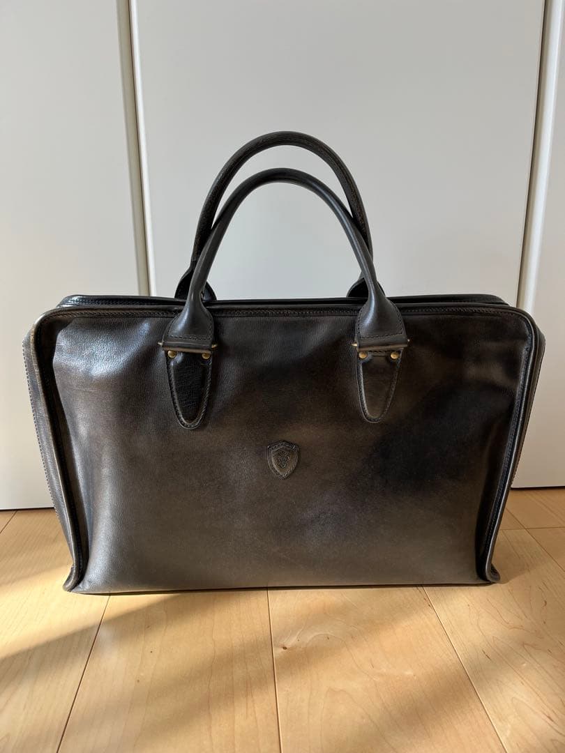 フェリージ　Felisi 本革　オールレザー