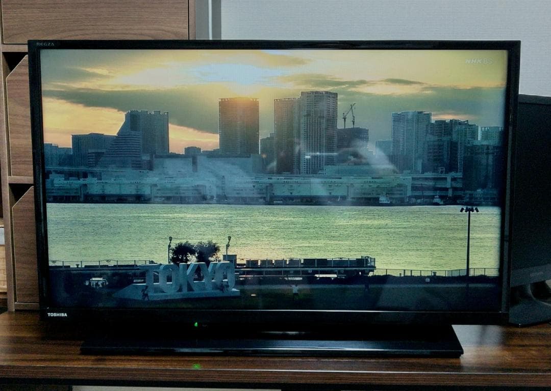 TOSHIBA 東芝 REGZA 32S22 32型液晶テレビ