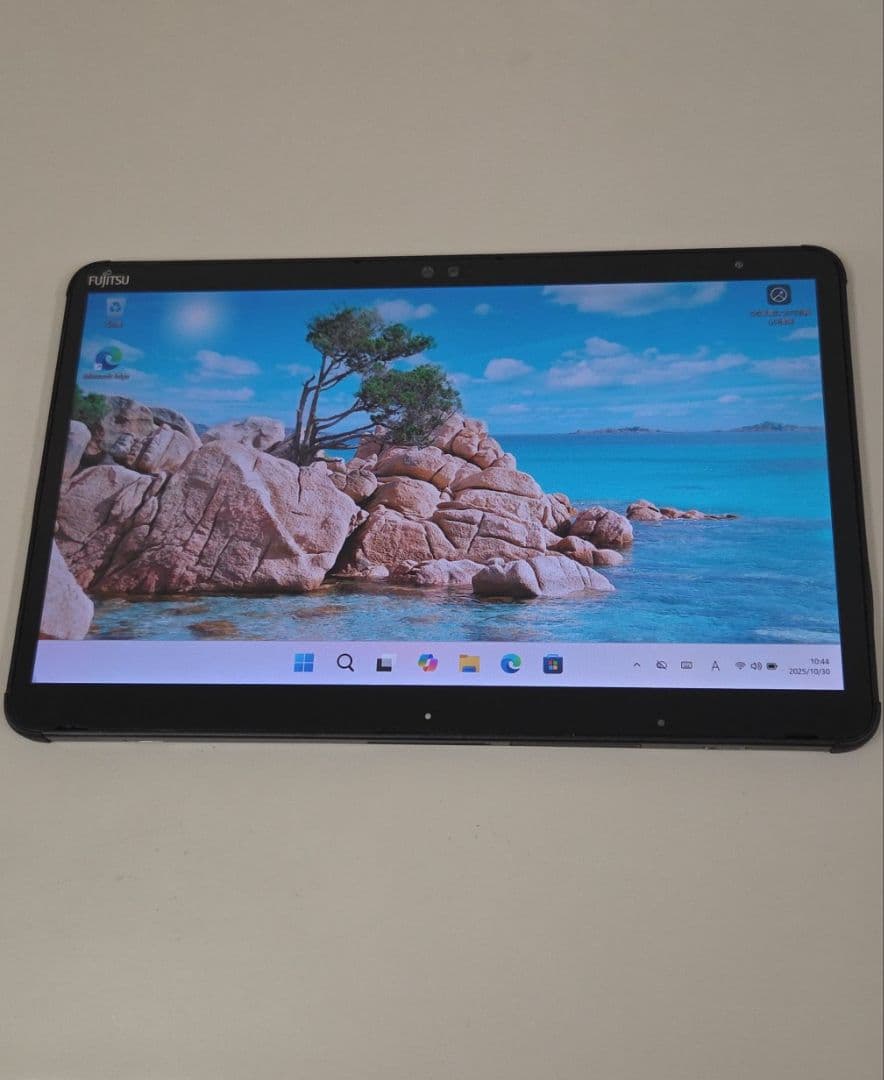 第10世代 i5 富士通 ARROWS Tab Q7310/DB Windows