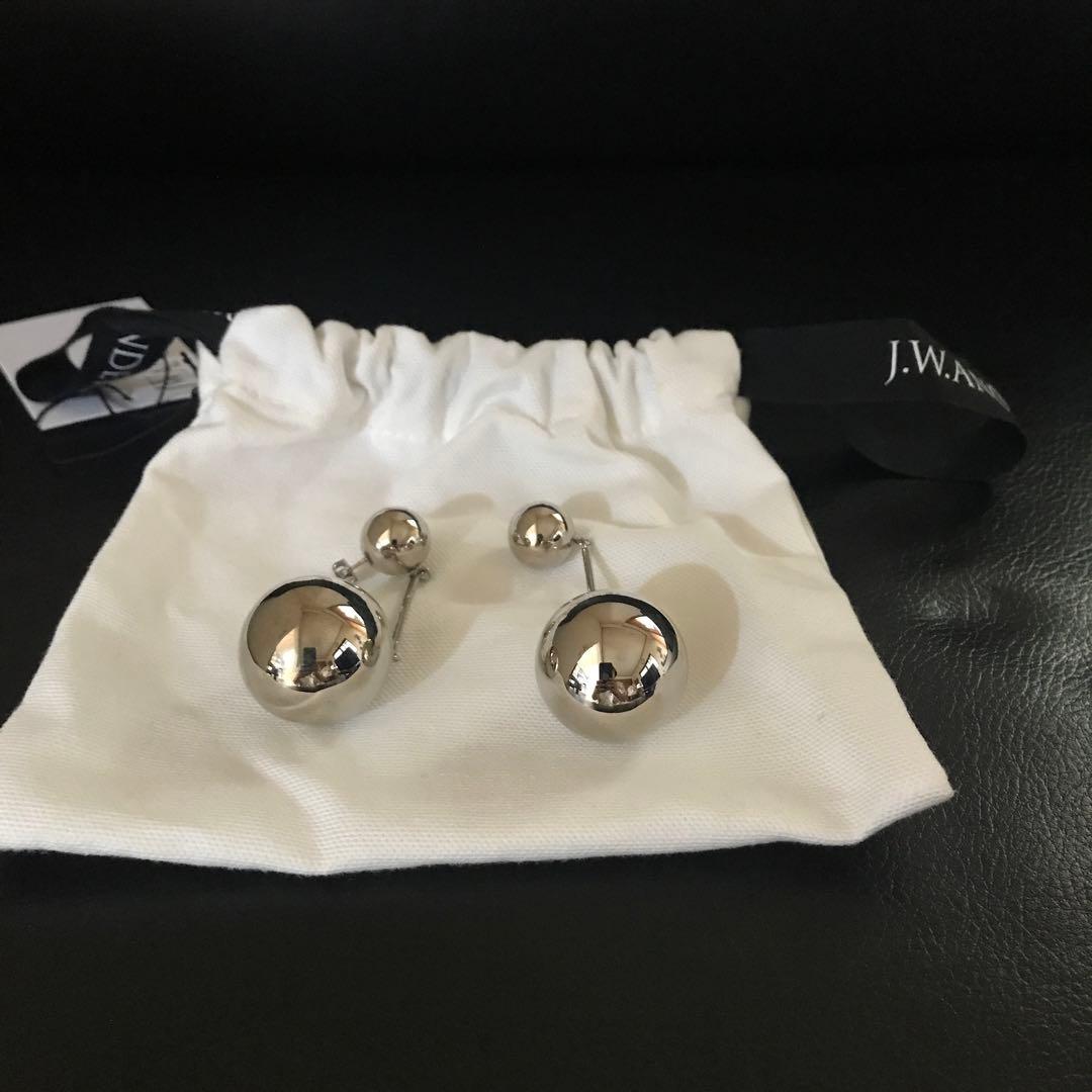 新品J W ANDERSON ジェーダブルアンダーソン　ピアス　Silver