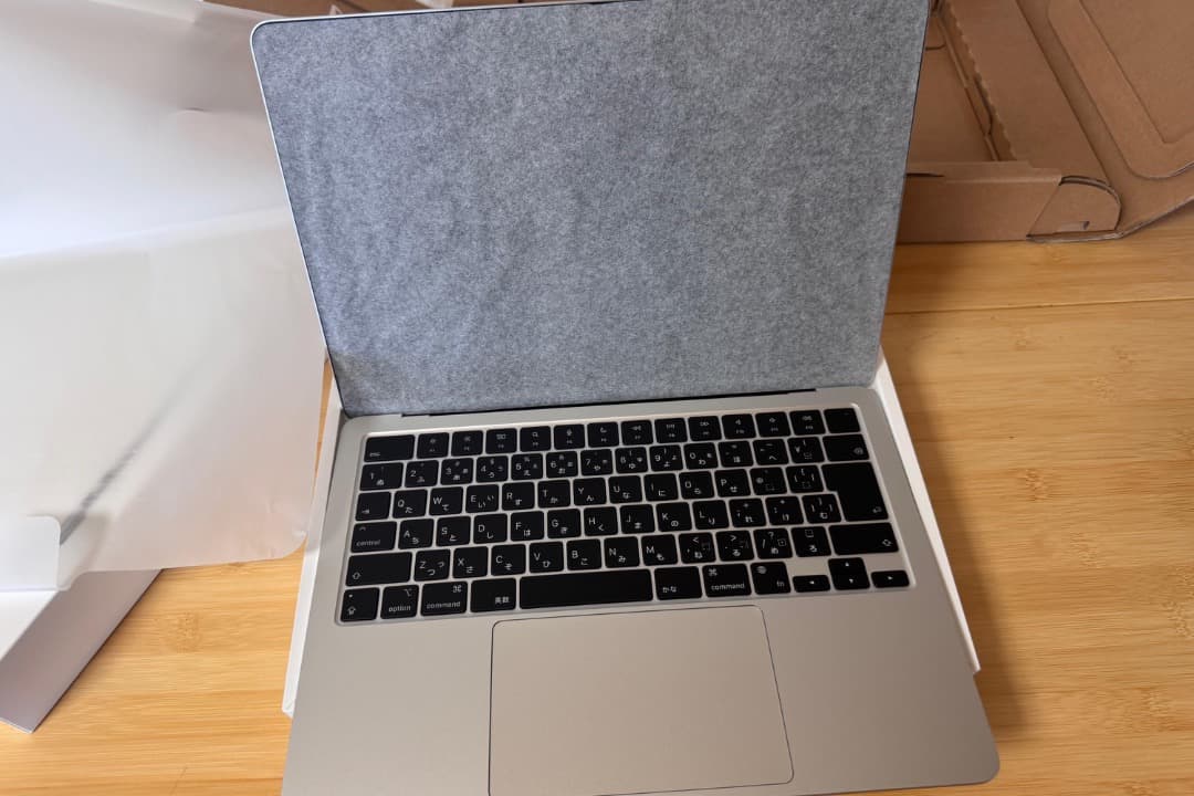 新品未使用　MacBookAir13 M3/512GB/16GBシルバーJIS