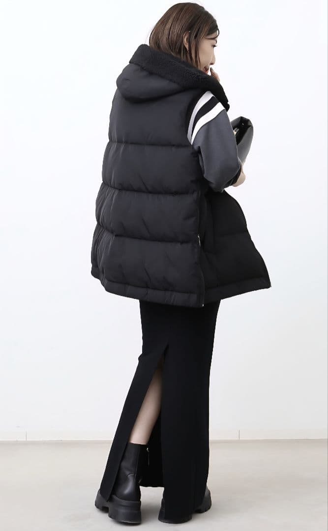 【LOU ANDREA/ルーアンドレア】２WAY DOWN VEST　ブラック