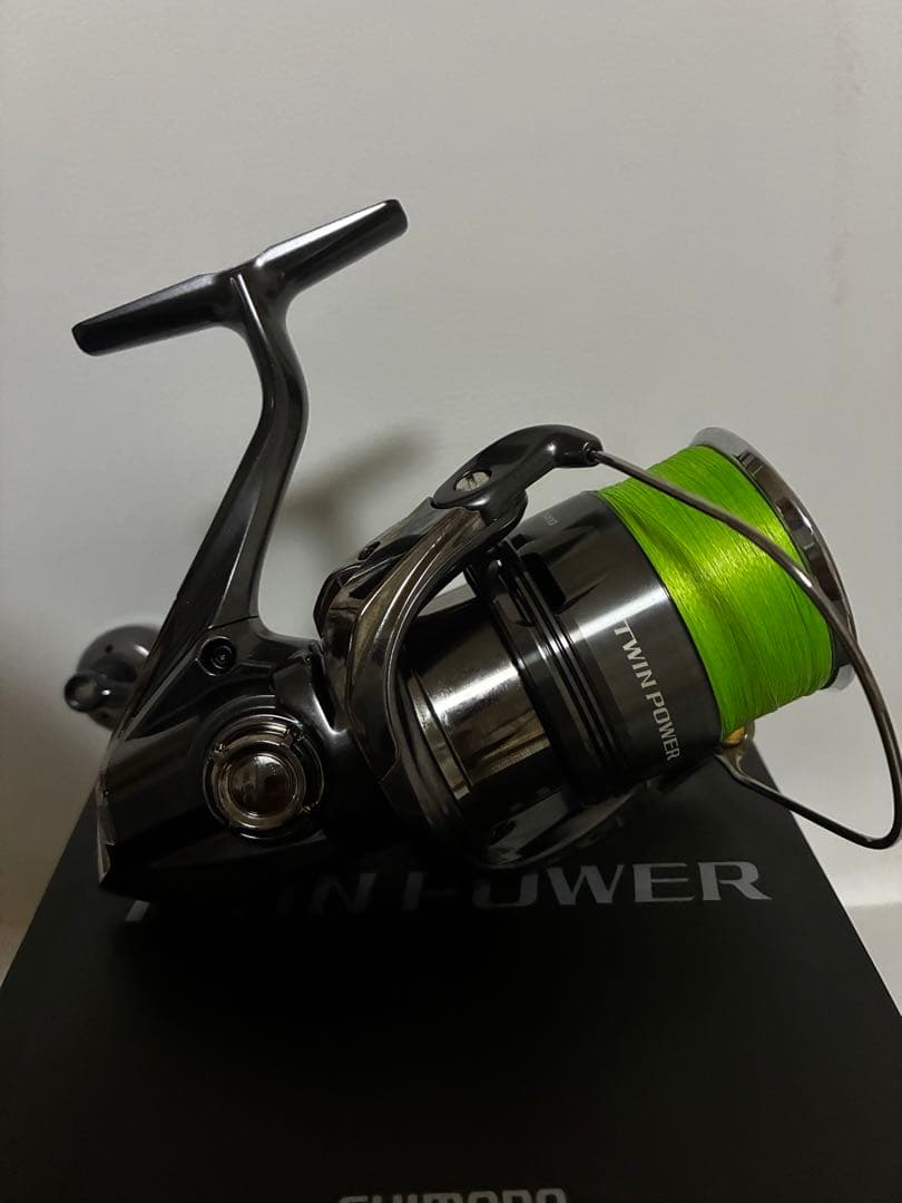 リール SHIMANO 24TWIN POWER 4000MHG
