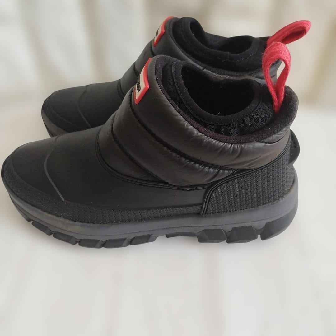 HUNTER インシュレイティドスノーアンクルブーツ　ショートスノーブーツ 24