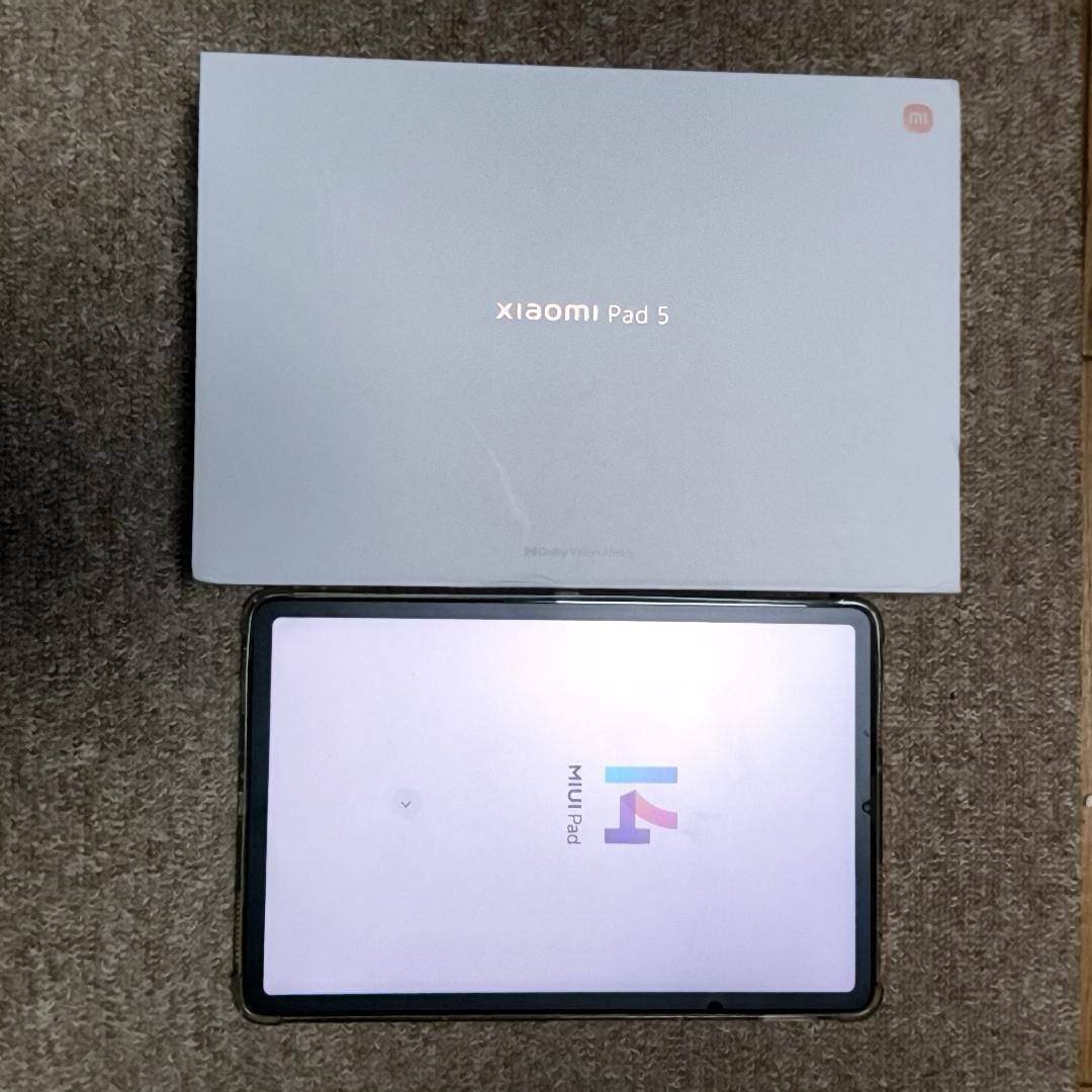 Xiaomi Pad 5 256GB パールホワイト　ケース付き