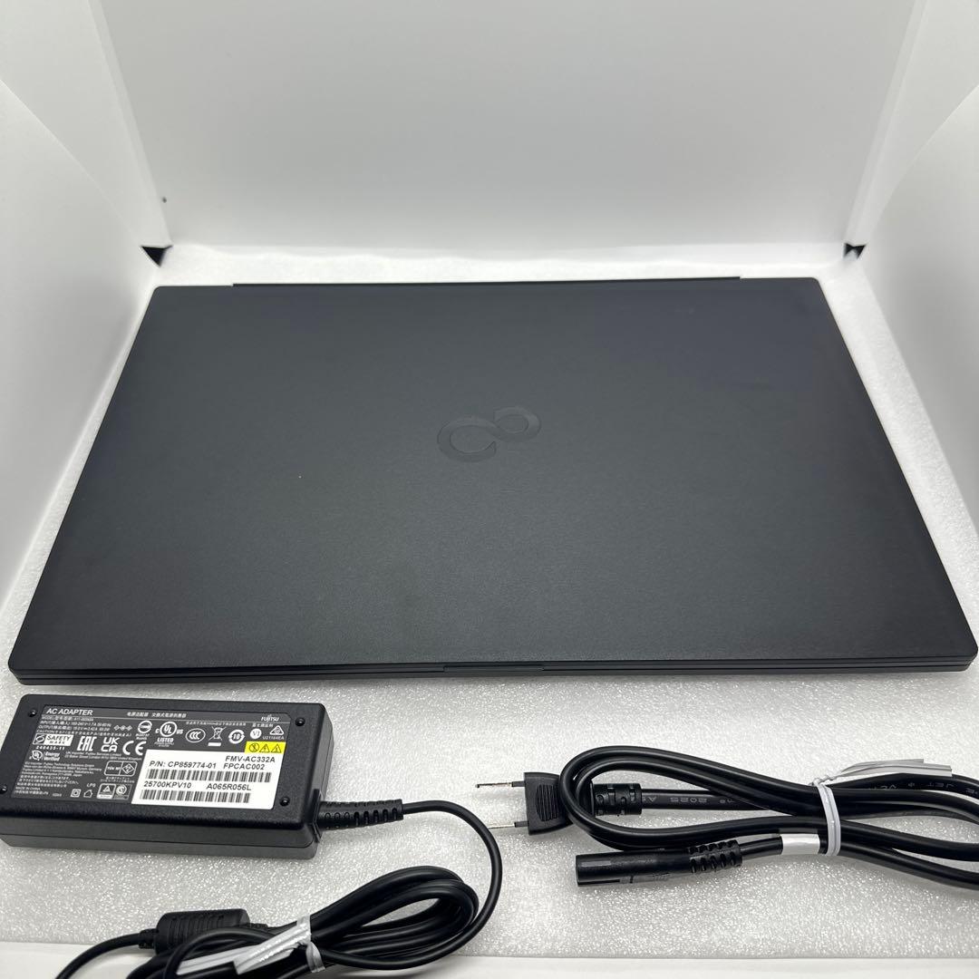 【美品】Fujitsu FMV WJ2A112 黒 ノートPC