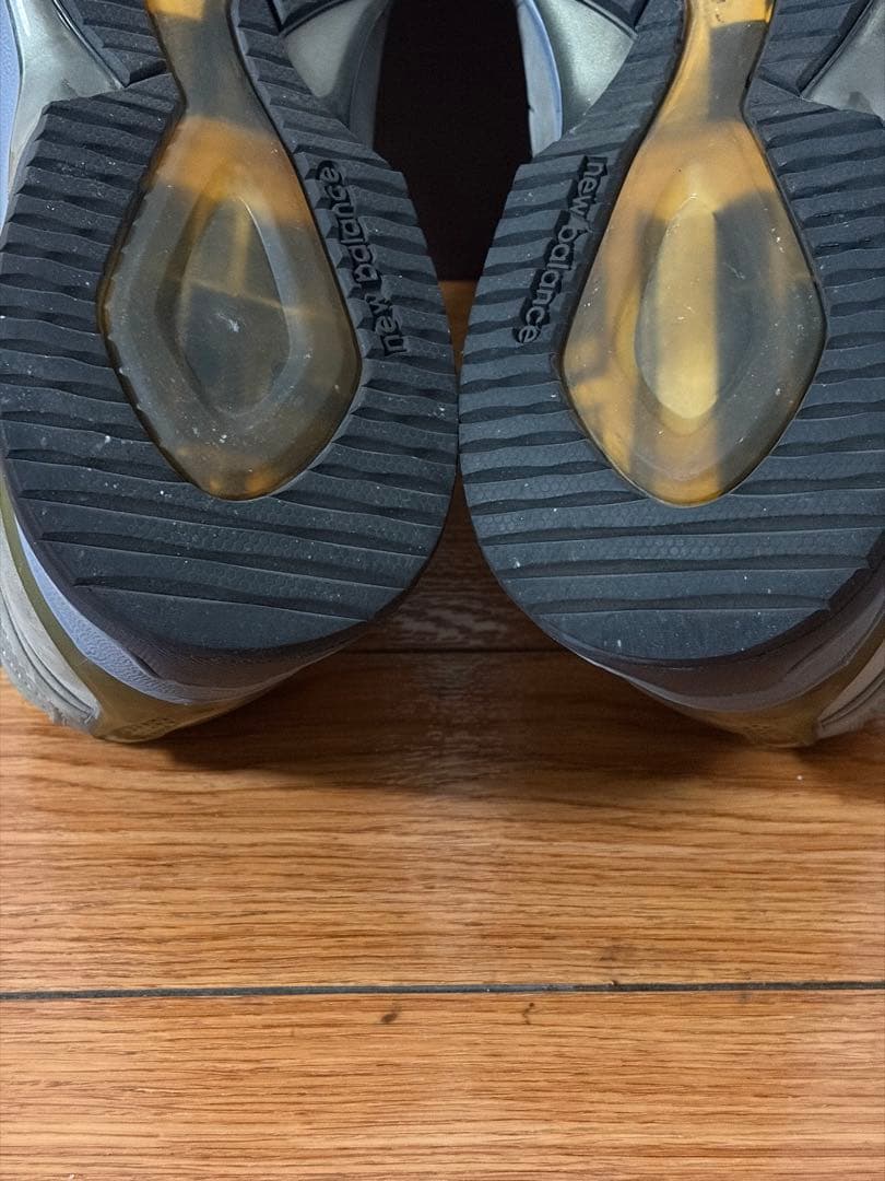 靴 New Balance M2040 GL3